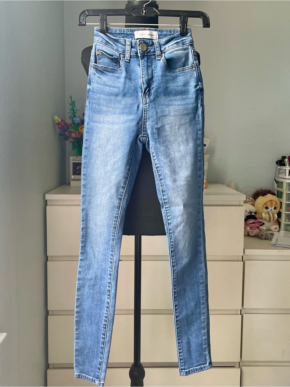 Ashley Mason Classic High-Rise Light Blue Women’s Skinny Jeans Size 00